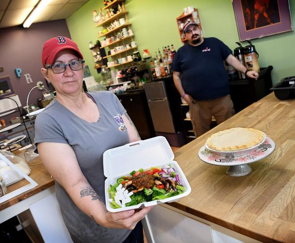 Who needs meat? For Citizen Crust in Foxboro and other area restaurants