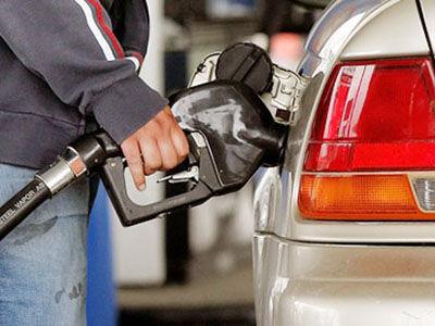 As holiday travel season begins, gas prices expected to fall again ...