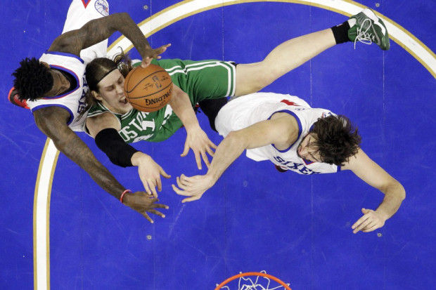 Olynyk scores 30 in Celtics' win over 76ers