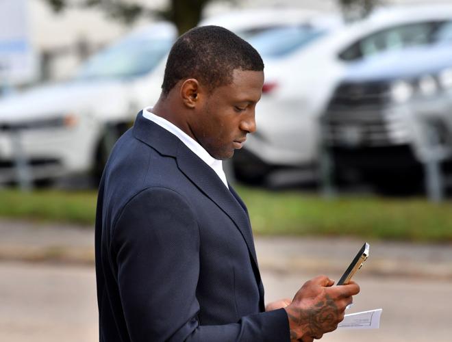 Arrest warrant lifted for Patriots cornerback J.C. Jackson after he
