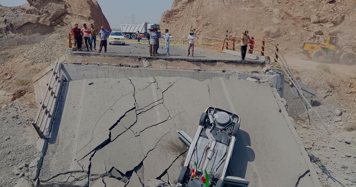 US strikes Iran's Revolutionary Guard over an attack that killed troops in Jordan