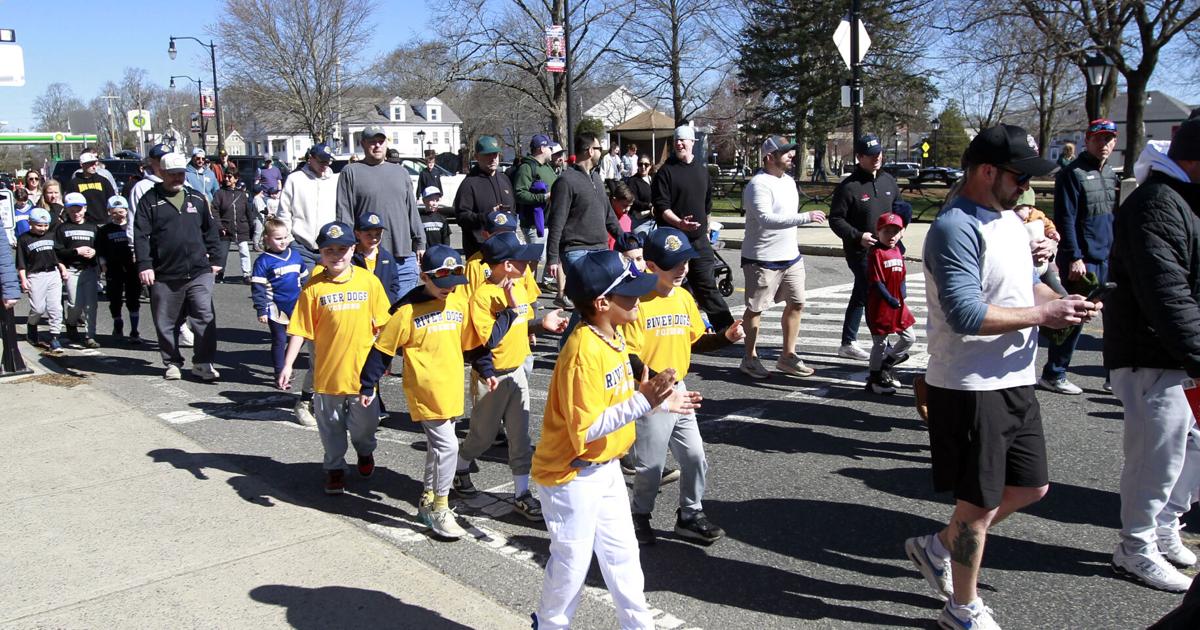 Foxboro youth baseball, softball players celebrate start of season with annual parade