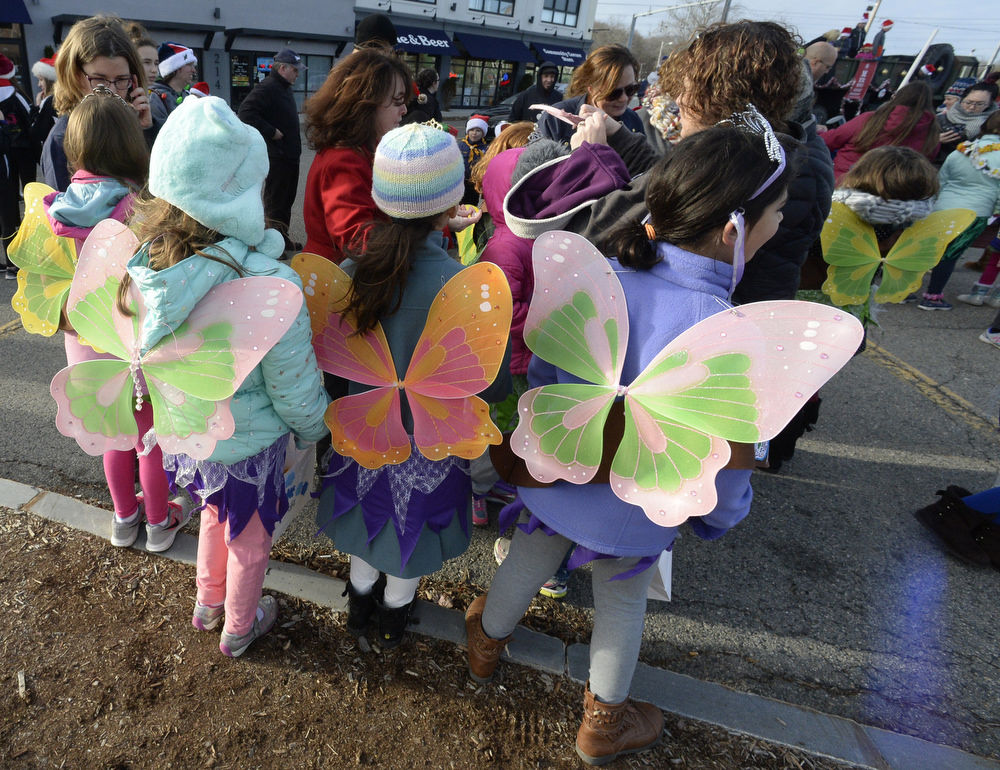 Mansfield Holiday Parade Gallery