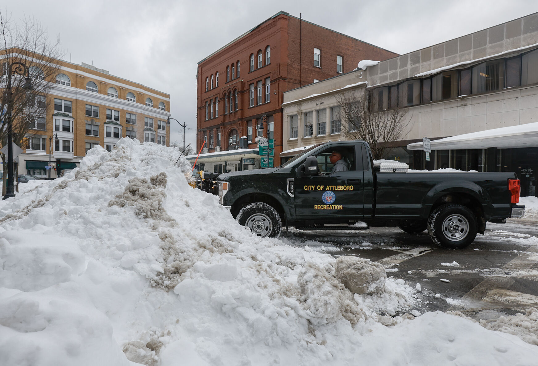 Blizzard of '26: Hebron Food Pantry in Attleboro set to distribute