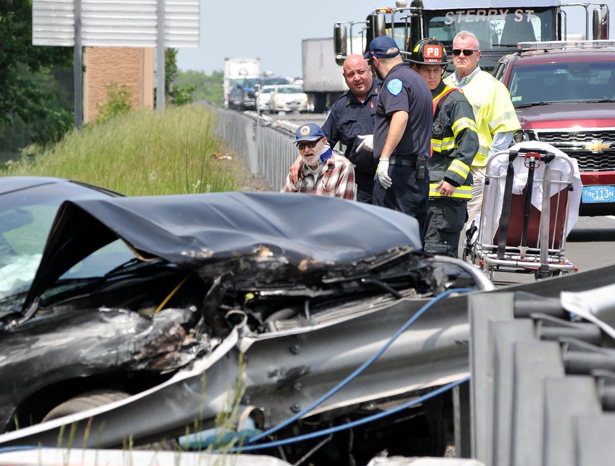 Three injured in twocar crash on I95 south in North