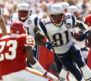 Sports media: Latest Tom Brady-Randy Moss hookup a good one - The Boston  Globe