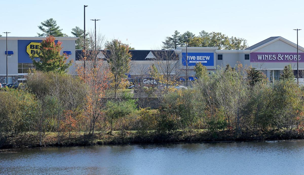 Mansfield Crossing, pioneer 'lifestyle center' marking anniversary