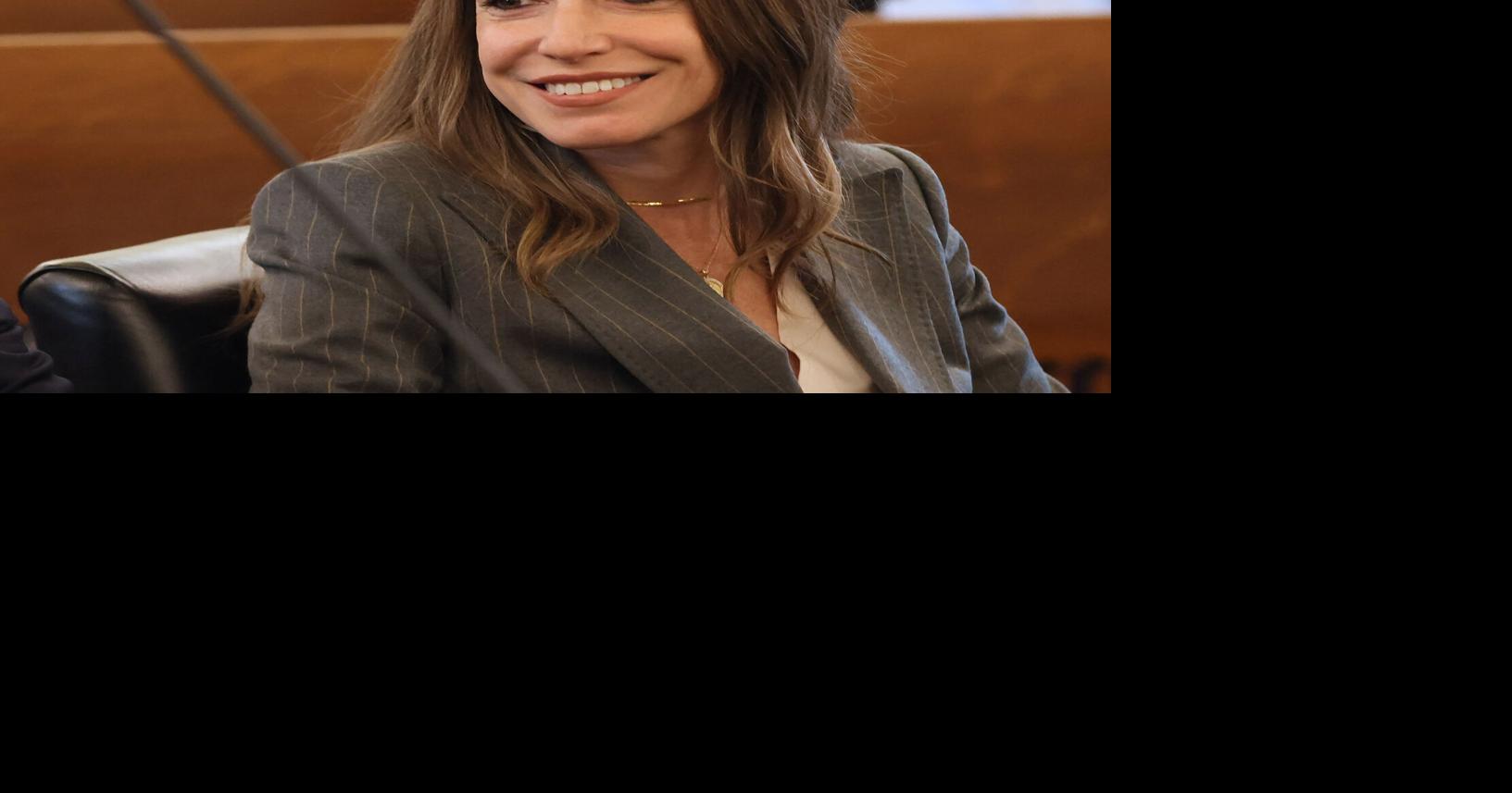 Murder trial for Mansfield woman accused of killing her cop boyfriend ...