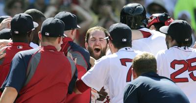 Big Papi hits 400th career HR in Red Sox uniform