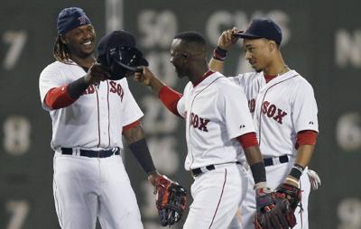Kelly, Betts spark Red Sox to victory