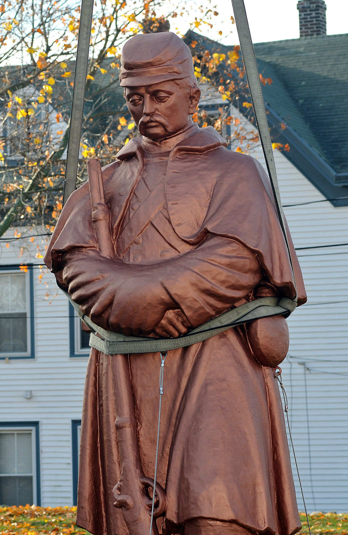 Repairs complete, Civil War statue returned to its post atop Memorial ...