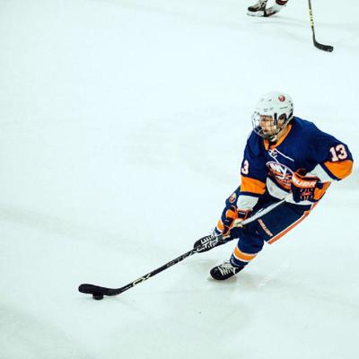 Riley Gets Shot To Impress Islanders Execs Local Sports Thesunchronicle Com