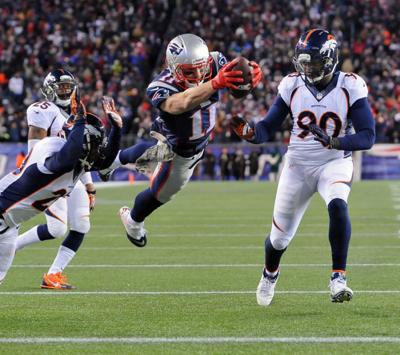 Broncos Patriots Hots And Nots And Game Notes Markfarinella Thesunchronicle Com