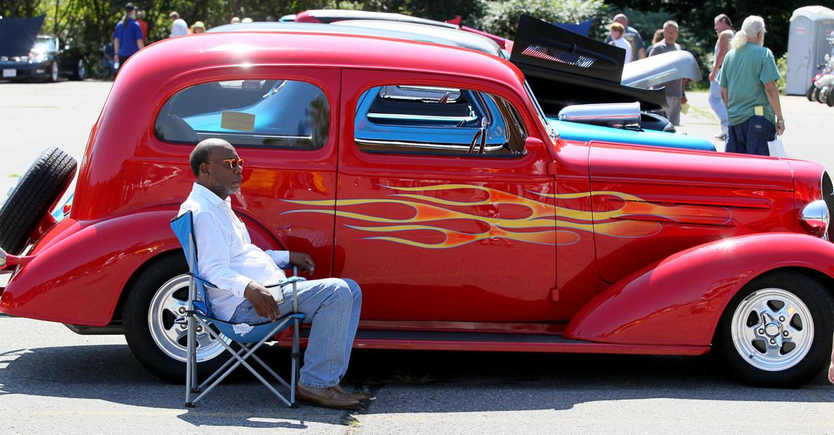 Classic Car Show At Lasalette Shrine In Attleboro Stirs Up Some Nostalgia Local News Thesunchronicle Com