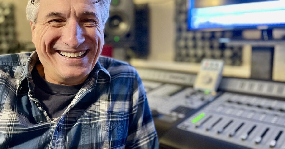 Photo of El amor por la música de un hombre de Foxboro lo lleva a una carrera como mezclador de sonido de películas |  Noticias locales