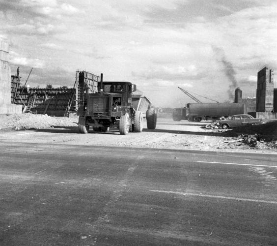 Nostalgia photos: Highway construction | Gallery | thesunchronicle.com