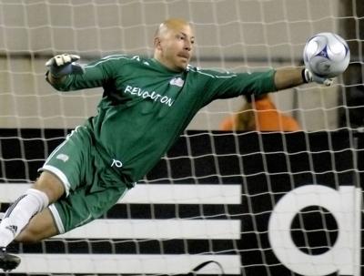 New England Revolution goalkeeper Matt Reis retires after 16