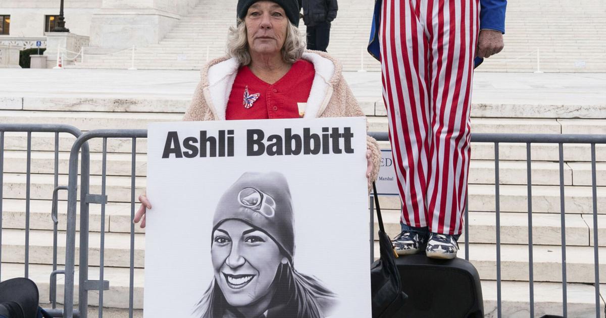 Trump Administration Agrees to Pay Nearly $5M in Wrongful Death Suit Over Capitol Riot