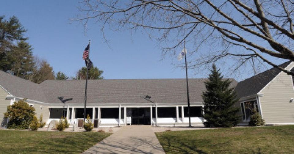 Seekonk board names parttime building inspector Local News