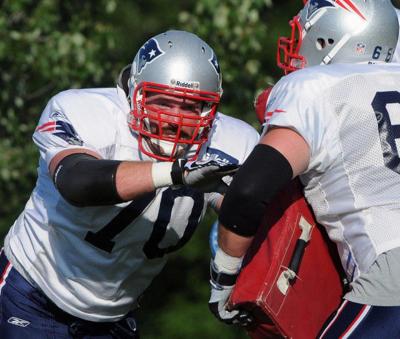 Former Raiders weigh in on grit, toughness with today's game