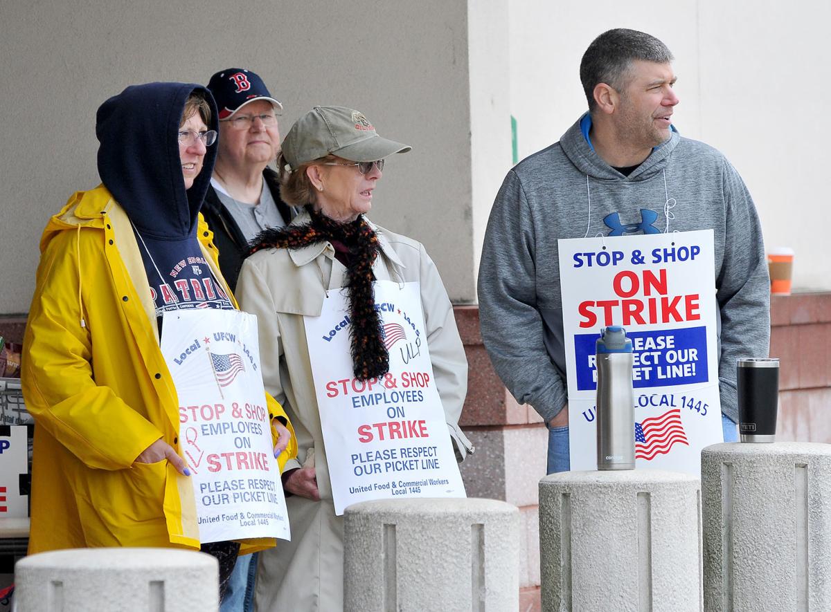 Stop Workers Win A Public Relations War During Strike Local Stop And Strikers Plainville