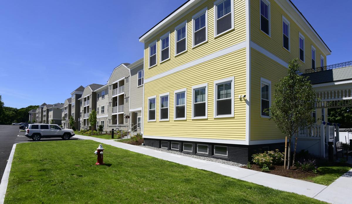 Jewel Crossing Apartments In North Attleboro Showcase New Moderate Income Housing Local News Thesunchronicle Com