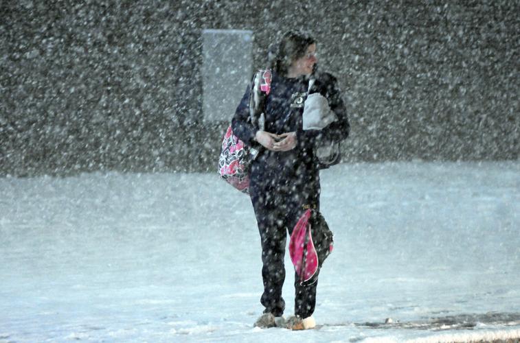 Snow Fast Moving Fast-moving snow storm makes for perilous evening commute | Local News ...