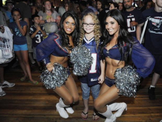 Fans Line Up For New Patriots Cheerleaders Calendar Local News Thesunchronicle Com