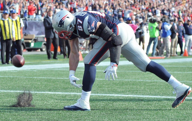 Patriots' Rob Gronkowski hopes Martellus Bennett 'breaks the bank