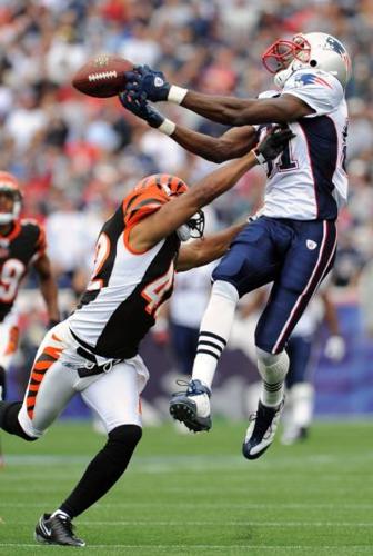 Q&A with Patriots wide receiver Randy Moss