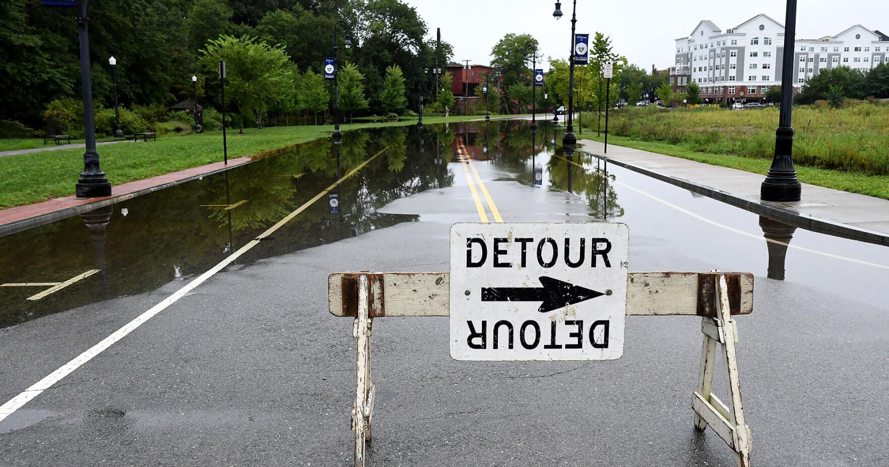 Mass. congressional delegation members back state appeal for Attleboro area flooding aid - Vimarsana News