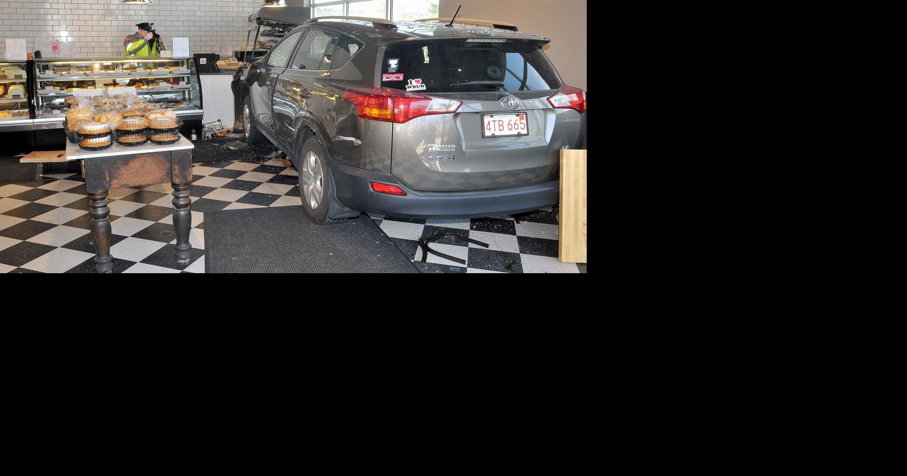 Car crashes into Mansfield bakery, no one injured | Local News ...