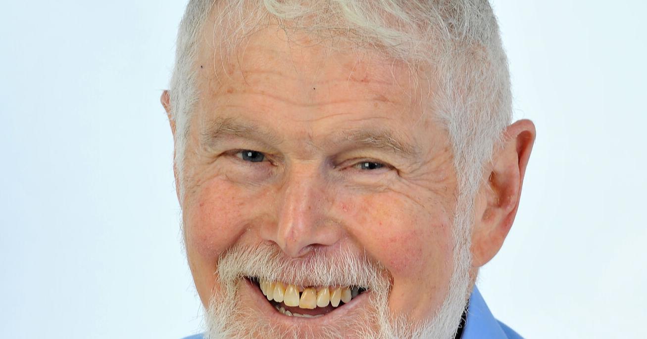 Larry Kessler, Sun Chronicle writer, editor and humanitarian, dies at 71 - Vimarsana News
