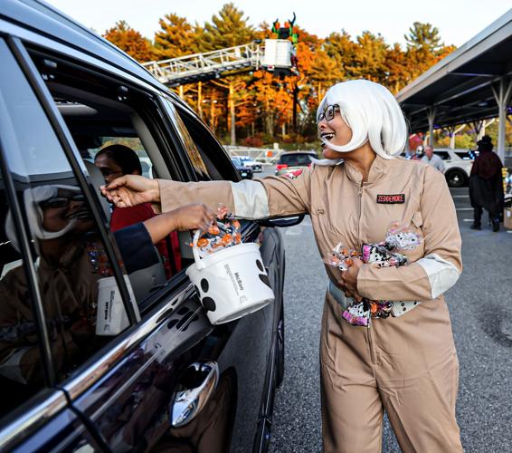 Mansfield trickortreat drivethru Gallery