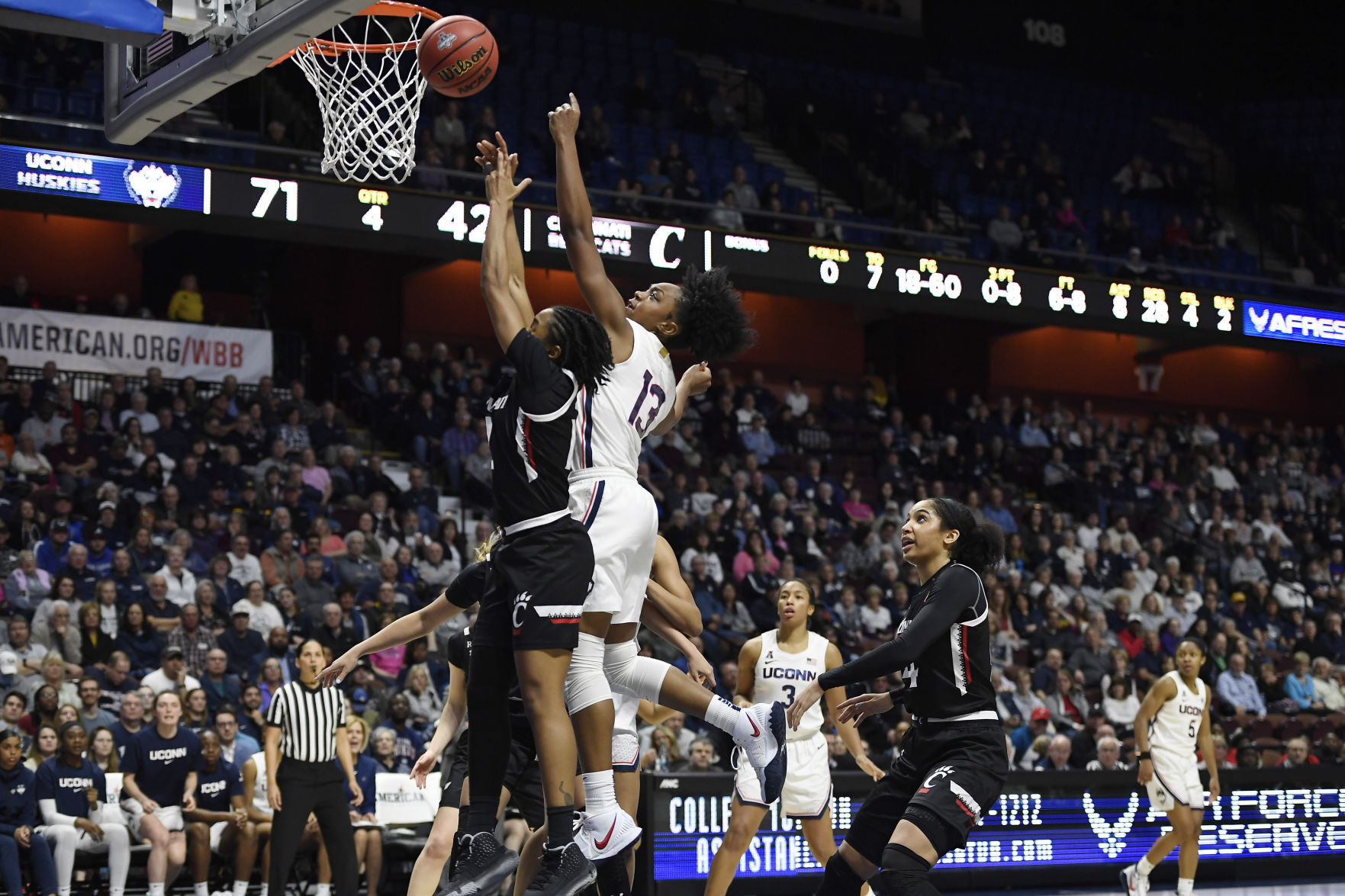 pc mens basketball