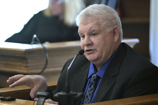 Plow driver testifies in Karen Read murder trial that he saw no body on ...