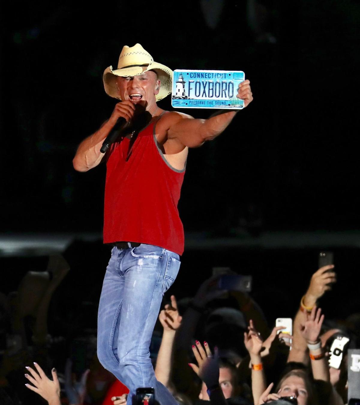 Chesney's last stop on tour in Foxboro ends on high note Stories