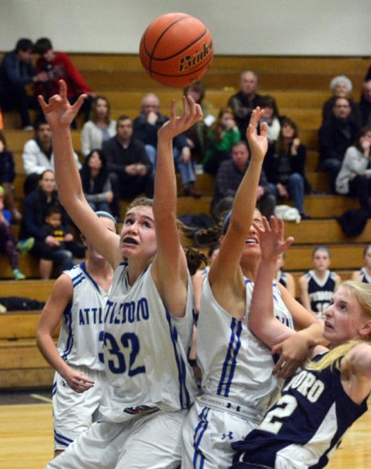 GIRLS BASKETBALL Foxboro girls go deep to overpower thin