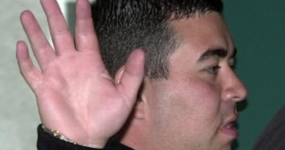 Convicted mobster, four others charged with cheating RI casino