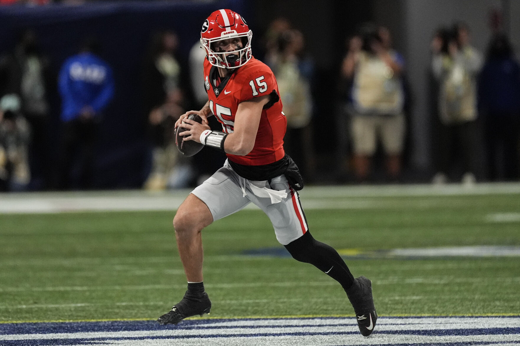 Georgia Turns To Backup Stockton At Quarterback In CFP Quarterfinal ...