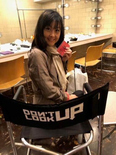 juri love seated