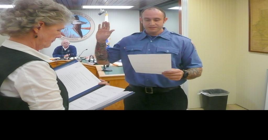 Seekonk gets new firefighter, looking to hire building inspector