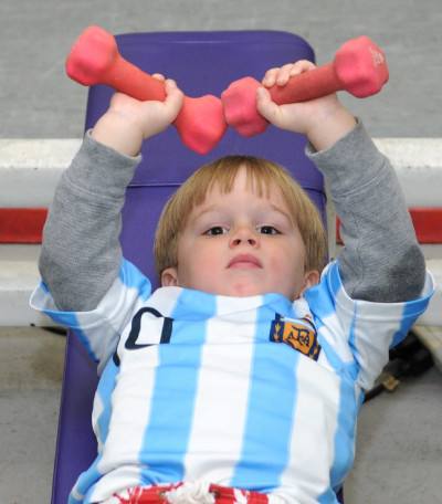 Spinners Bench Press Event Aid City Ymca Local News