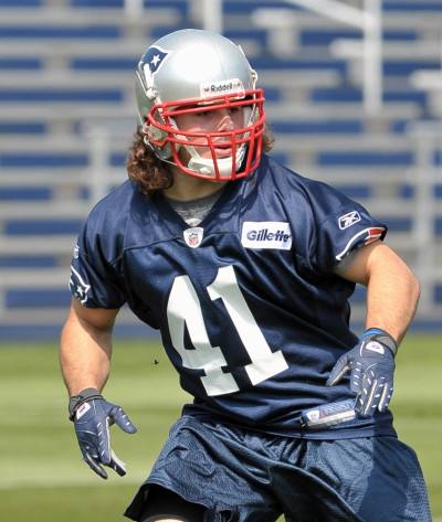 Patriots bring back Ross Ventrone