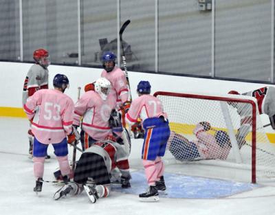 Breaking The Ice Local News Thesunchronicle Com