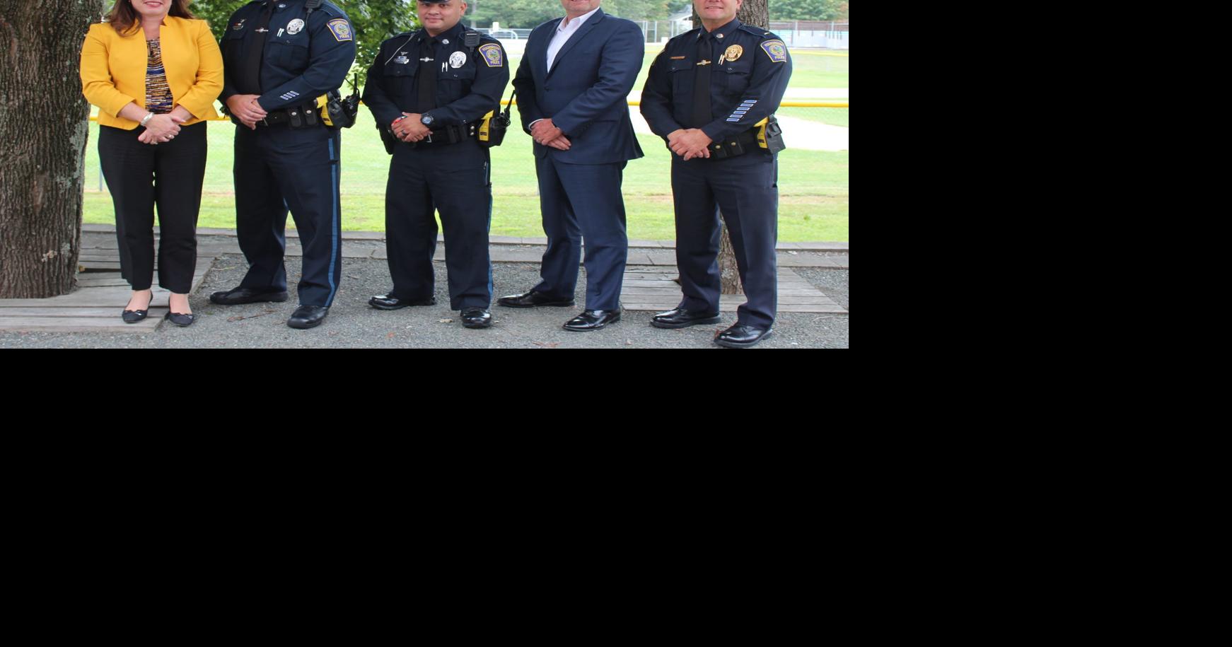 Foxboro schools start off with extra school resource officer Local