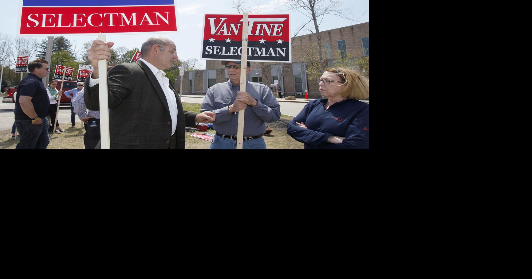 Voters pick two new selectmen in Norfolk | Local News | thesunchronicle.com
