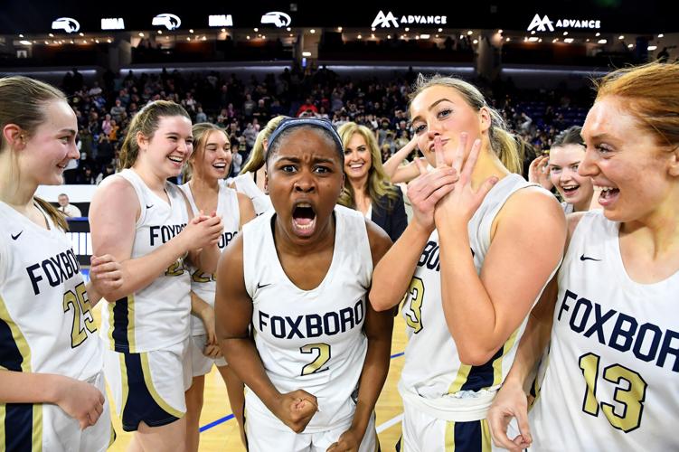 Foxboro High's girls basketball team clinches MIAA Division 2 state