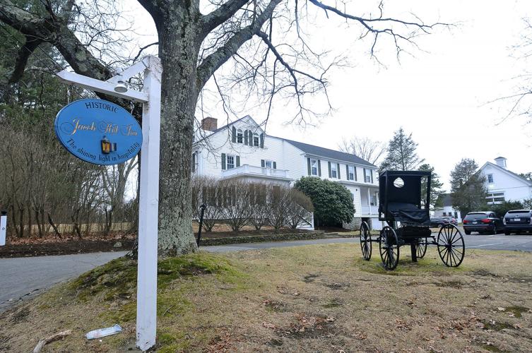 Former hoop star Herren opening wellness center in Seekonk Local News
