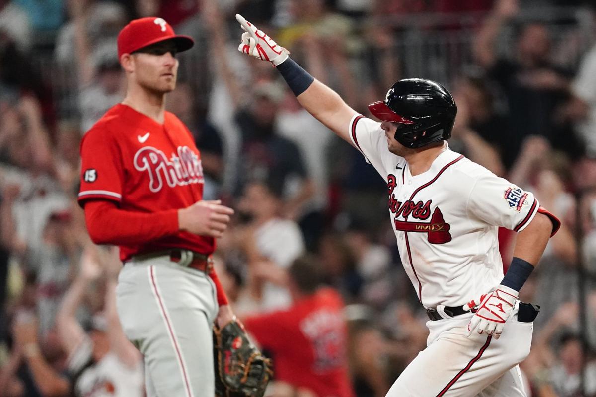 Braves win NL East again; clinch latest title with victory in Philadelphia